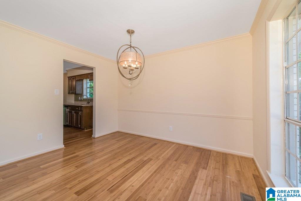 325 8th Street Pleasant Grove, AL 35127 - Photo 8 of 27