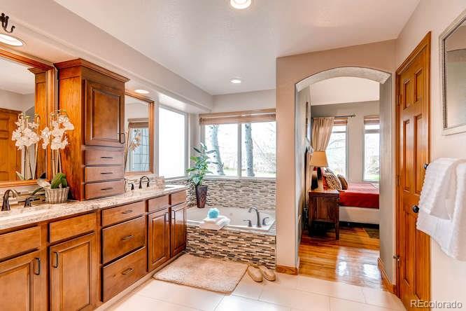 9865 Glenstone Trail Highlands Ranch, CO 80130 - Photo 13 of 28