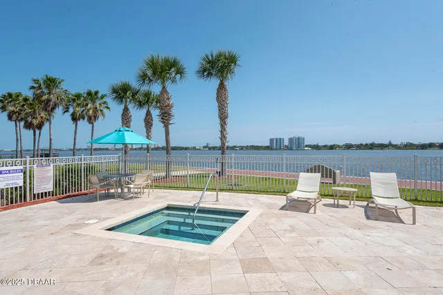 $2,800 | 231 Riverside Drive, Unit 25031, Holly Hill, FL 32117