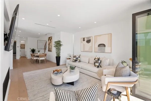 $13,000 | 619 Marguerite Avenue, Corona del Mar, CA 92625