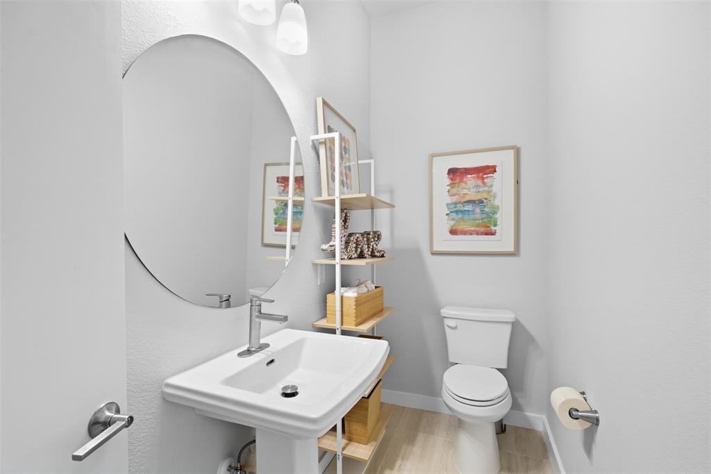 2309 Rook Drive Dallas, TX 75211 - Photo 11 of 39 Gallery Image 11