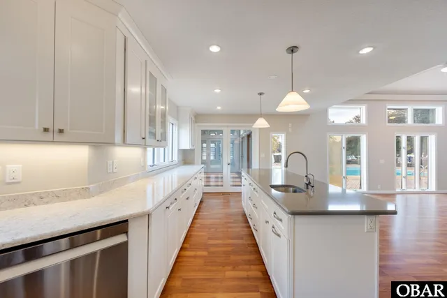 $1,250,000 | 6049 Martins Point Road, Kitty Hawk, NC 27949