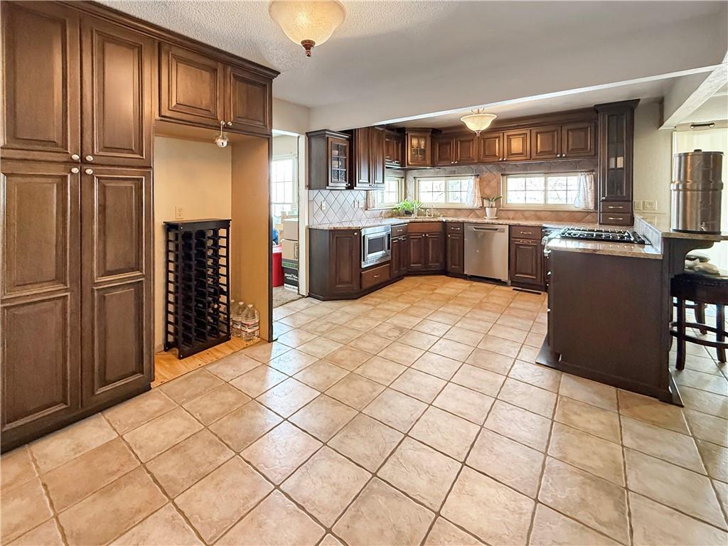 3040 Regency Drive Independence, KS 67301 - Photo 3 of 31