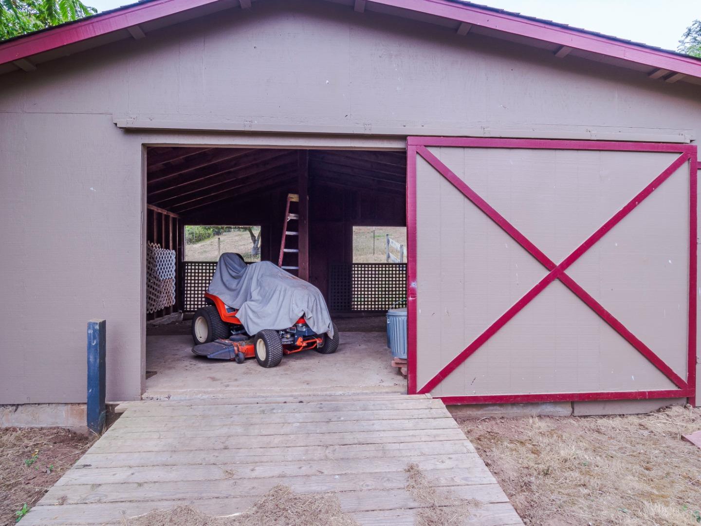 505 Larkin Valley Road Watsonville, CA 95076 - Photo 46 of 66 Gallery Image 46