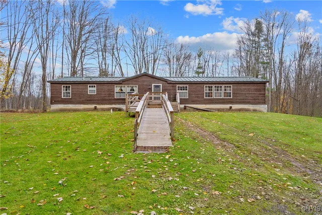 $280,000 | 166 Highway 48, Granby, NY 13135