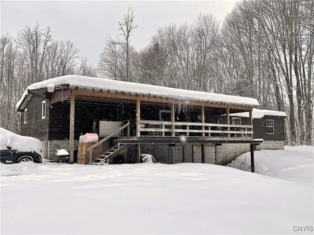$280,000 | 166 Highway 48, Granby, NY 13135