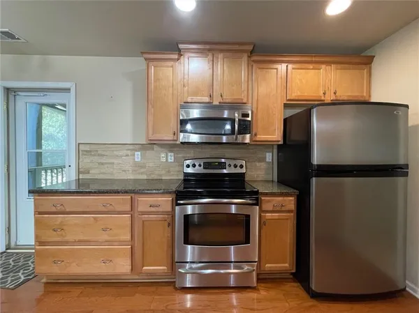 $340,000 | 18 Mary Lane Northeast, White, GA 30184