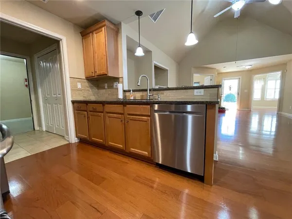 $340,000 | 18 Mary Lane Northeast, White, GA 30184