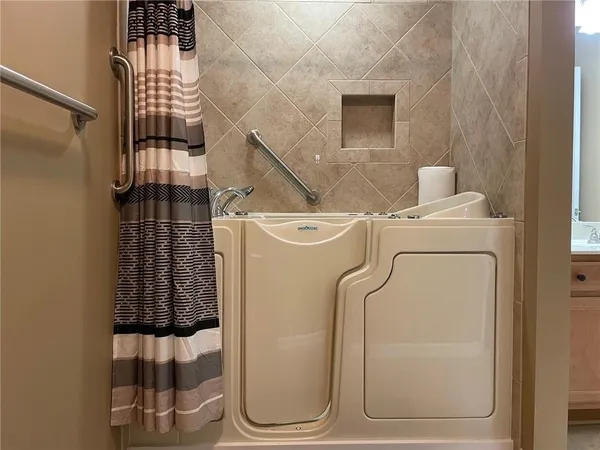 $340,000 | 18 Mary Lane Northeast, White, GA 30184