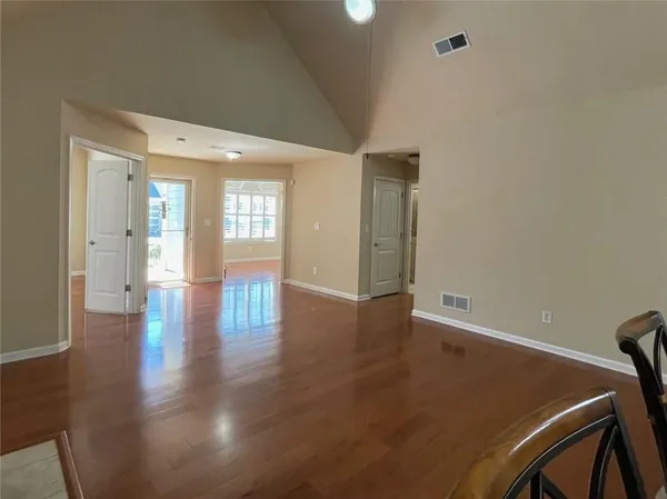 $340,000 | 18 Mary Lane Northeast, White, GA 30184