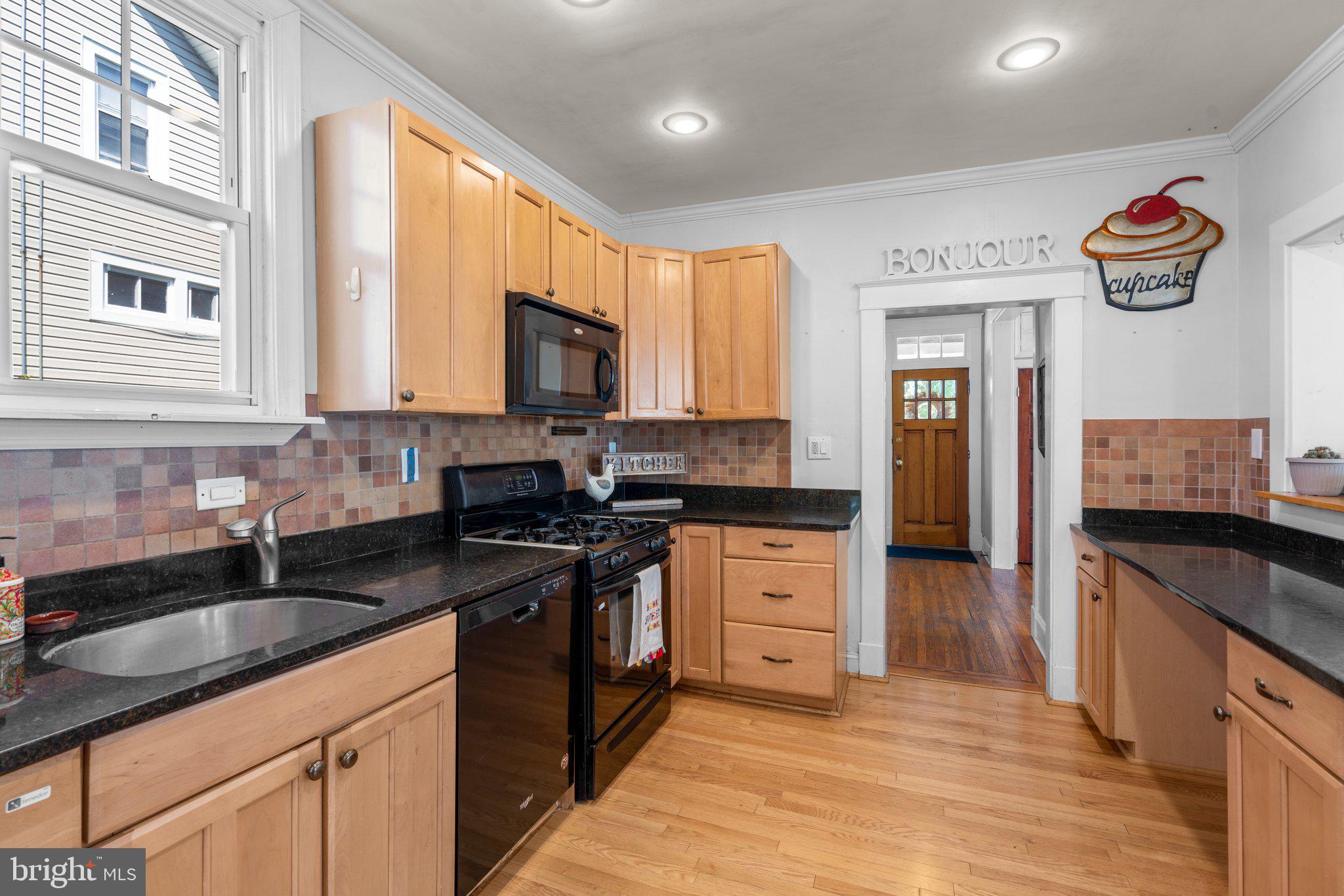 6 Ridge Road Catonsville, MD 21228 - Photo 20 of 44 Kitchen