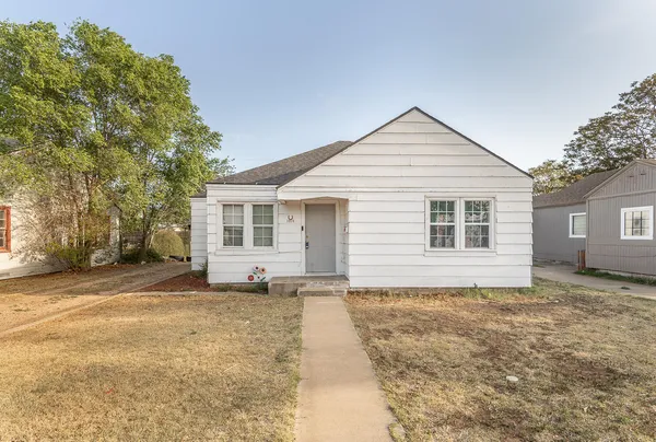 $85,000 | 1512 27th Street, Lubbock, TX 79411
