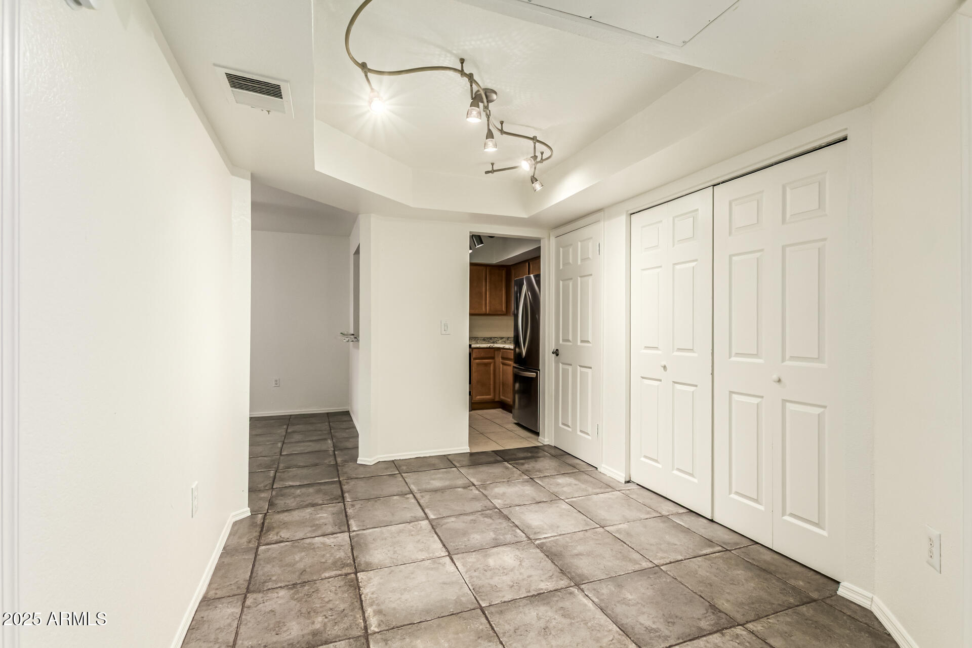 1331 West Baseline Road, Unit 102 Mesa, AZ 85202 - Photo 12 of 31 10 - Baseline