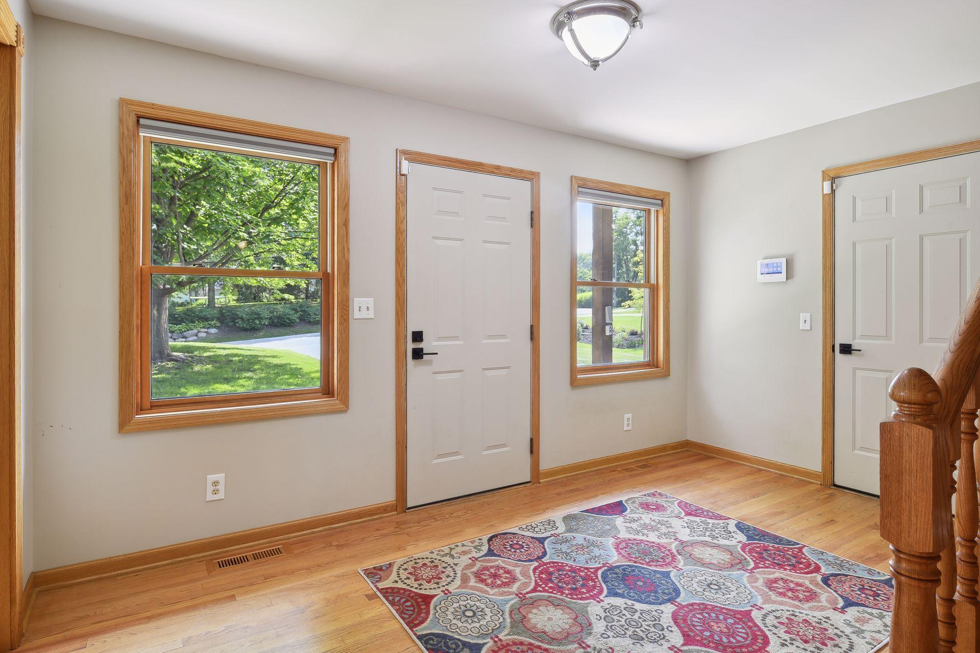 614 Glencoe Road Excelsior, MN 55331 - Photo 2 of 53