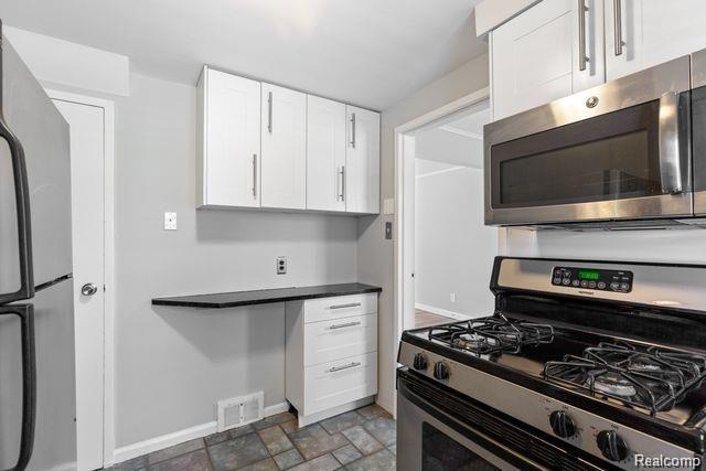 1626 Graefield Road, Unit 81 Birmingham, MI 48009 - Photo 6 of 24