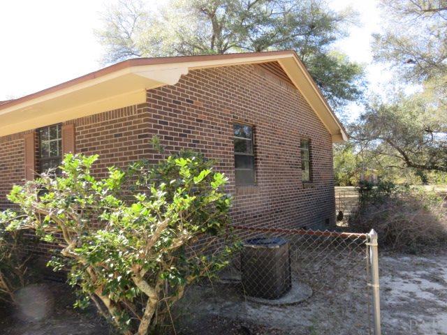 5745 Northrop Road Milton, FL 32570 - Photo 2 of 41 Gallery Image 2