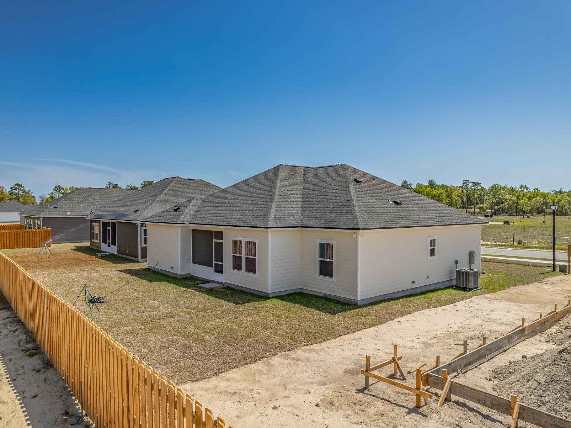 122 Divine Loop Crawfordville, FL 32327 - Photo 10 of 48