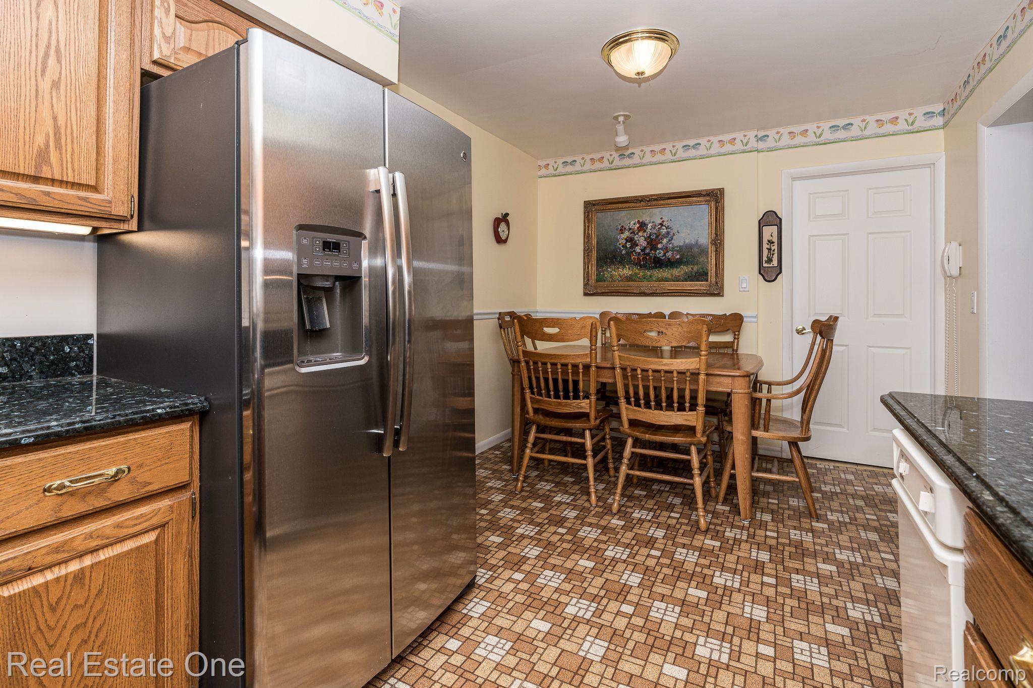 129 Texas Avenue Rochester, MI 48309 - Photo 22 of 50 Gallery Image 22