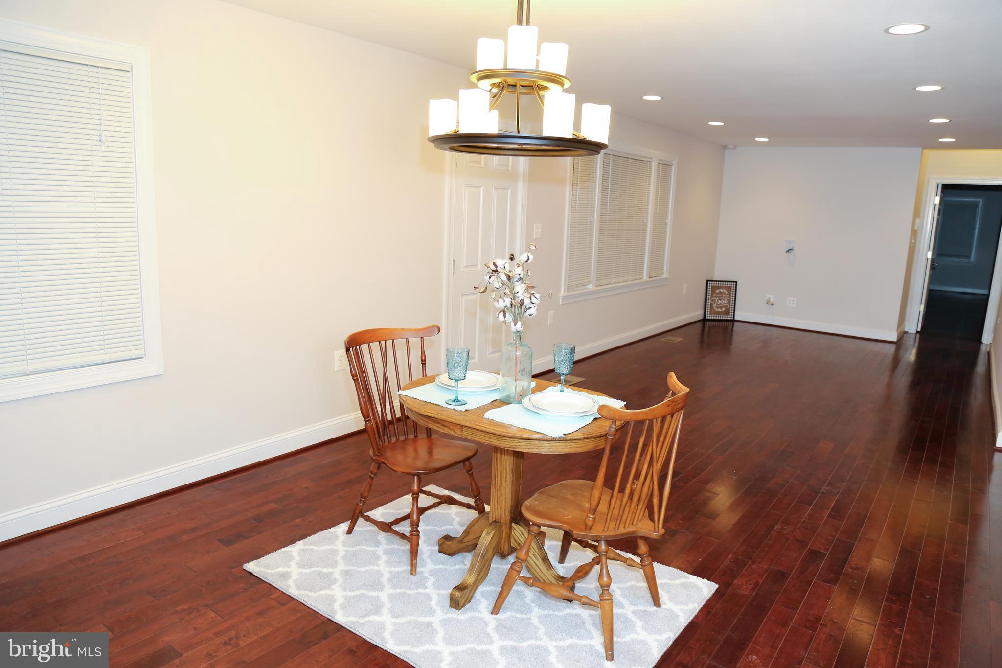 11902 Smithfield Road Manassas, VA 20112 - Photo 9 of 38 Dining Room