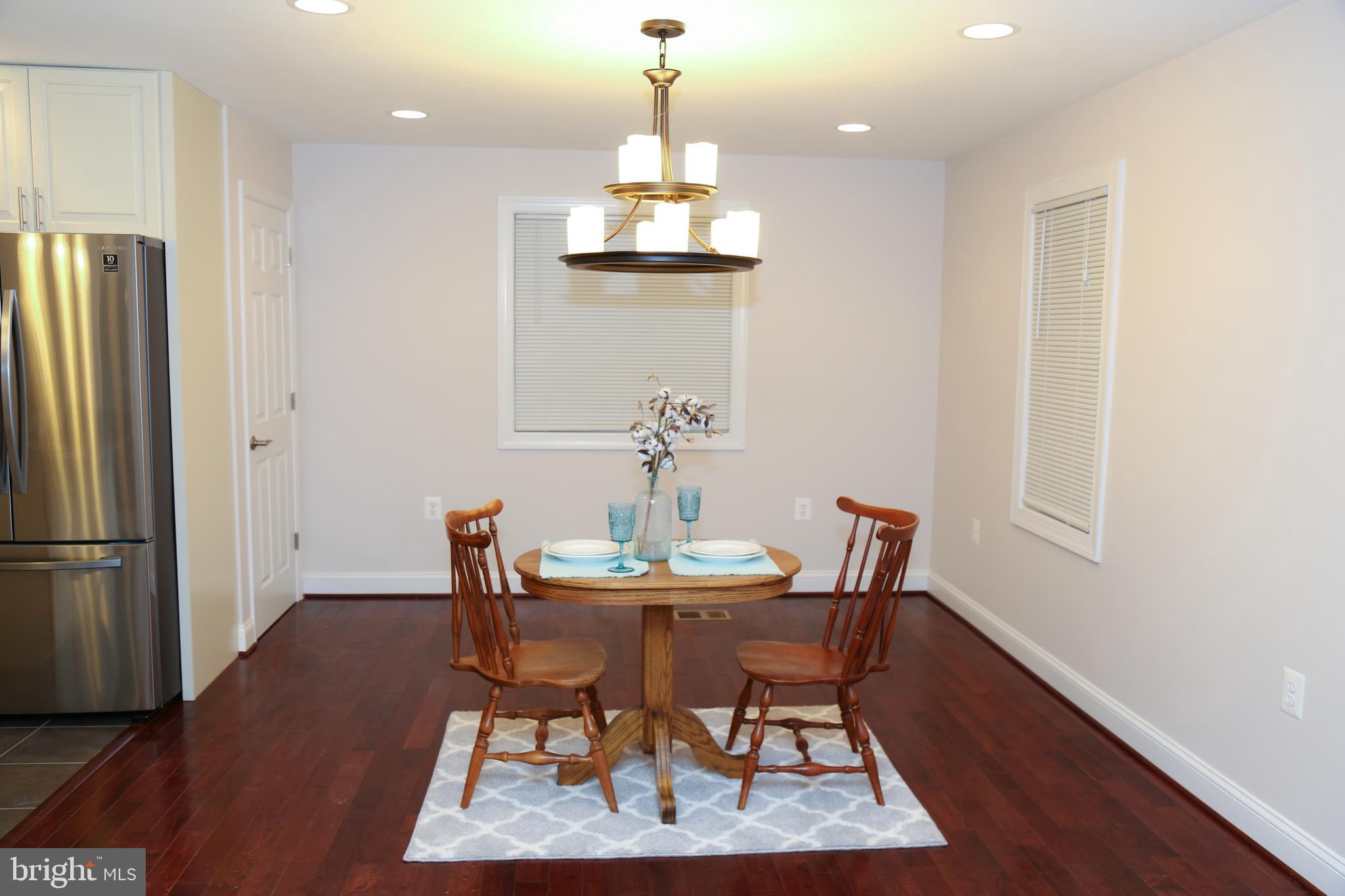 11902 Smithfield Road Manassas, VA 20112 - Photo 10 of 38 Dining Room
