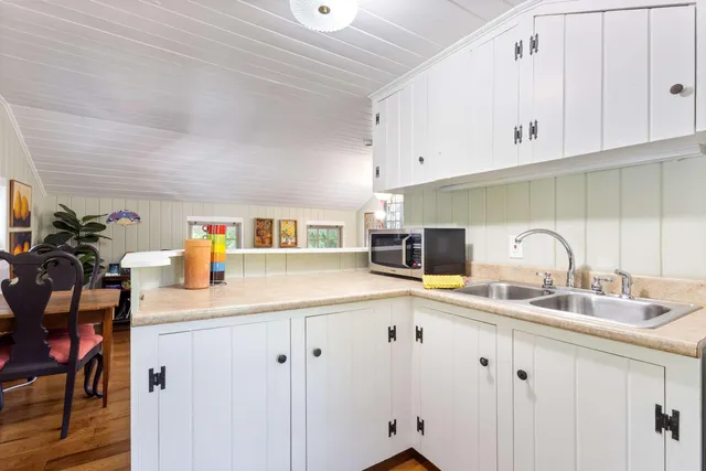 $2,775,000 | 33 Rocky Lane, Ogunquit, ME 03907