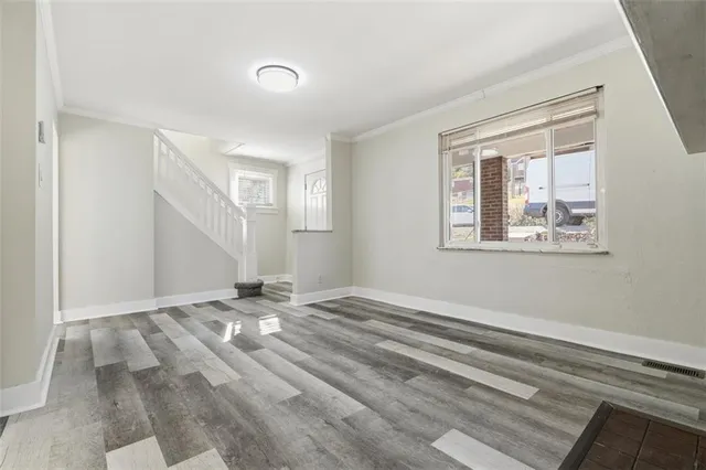 a view of empty room with window