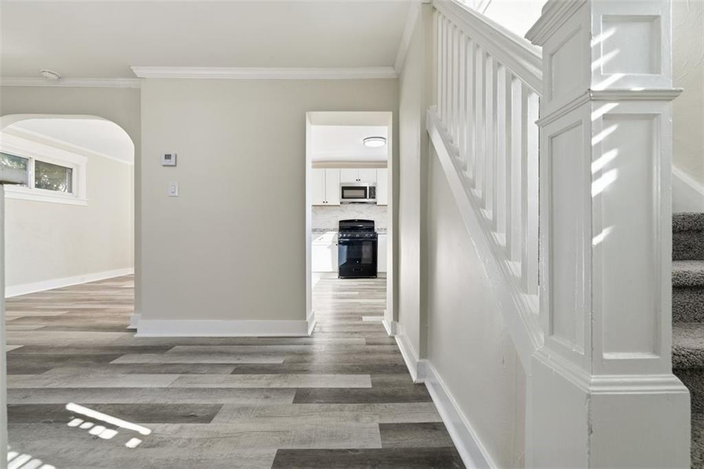 4423 Outlook Drive West Mifflin, PA 15122 - Photo 3 of 31