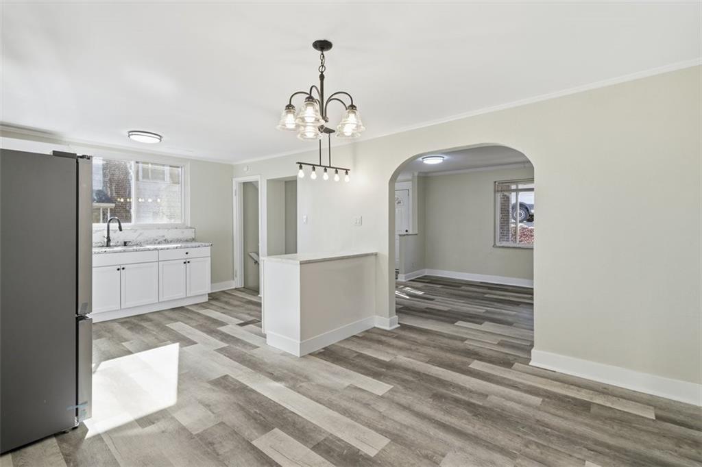 4423 Outlook Drive West Mifflin, PA 15122 - Photo 8 of 31