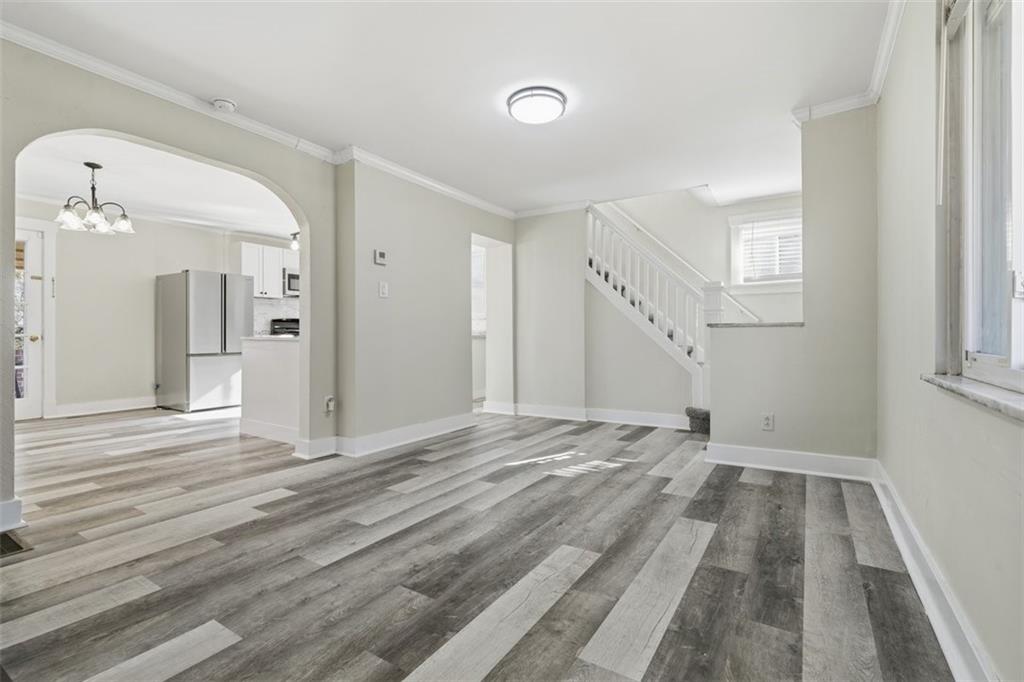 4423 Outlook Drive West Mifflin, PA 15122 - Photo 9 of 31