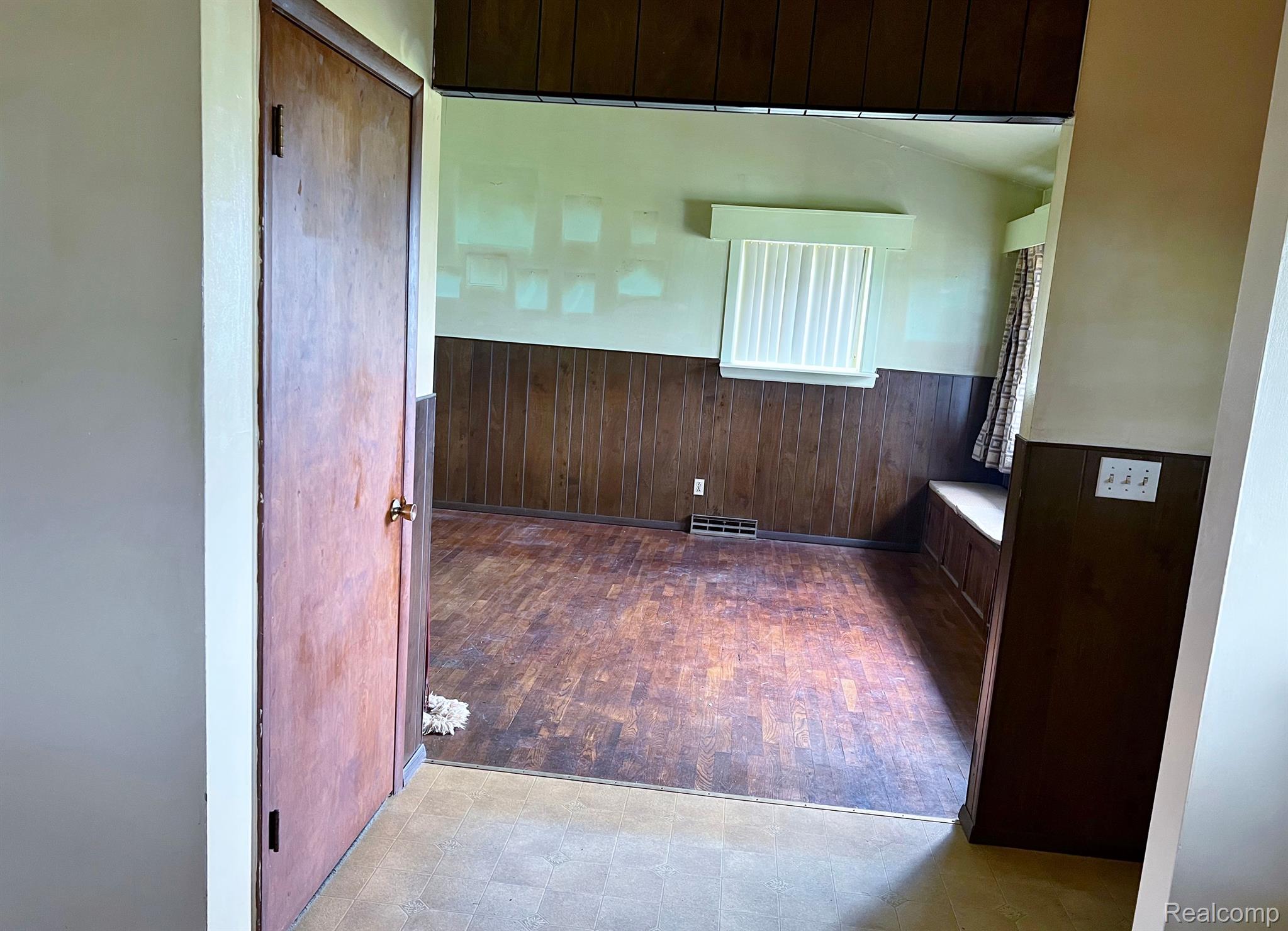 10418 Lansing Road Durand, MI 48429 - Photo 16 of 26 Living Room view from Dining Room