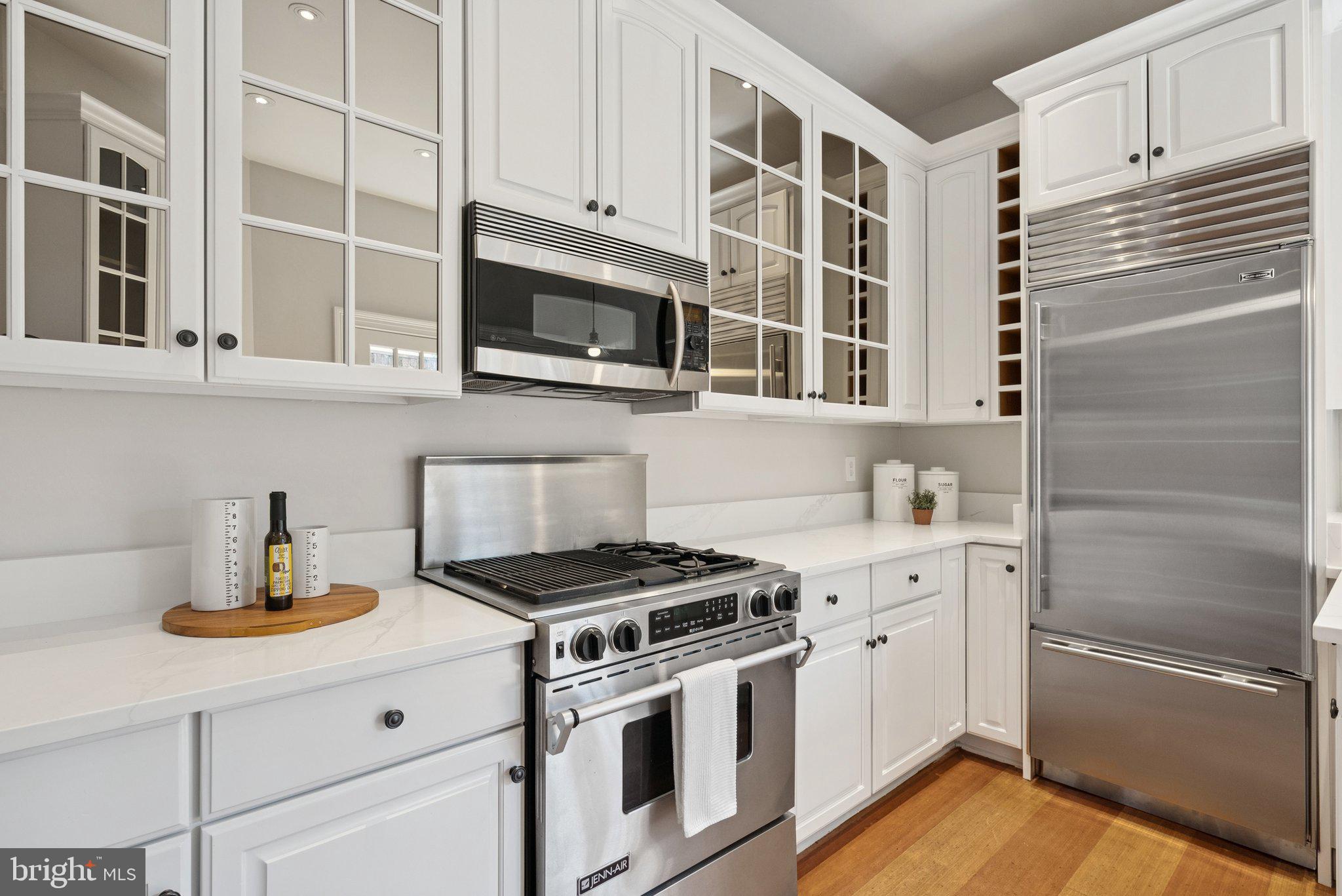 1849 Calvert Street Northwest Washington, DC 20009 - Photo 12 of 45 16' x 12'
