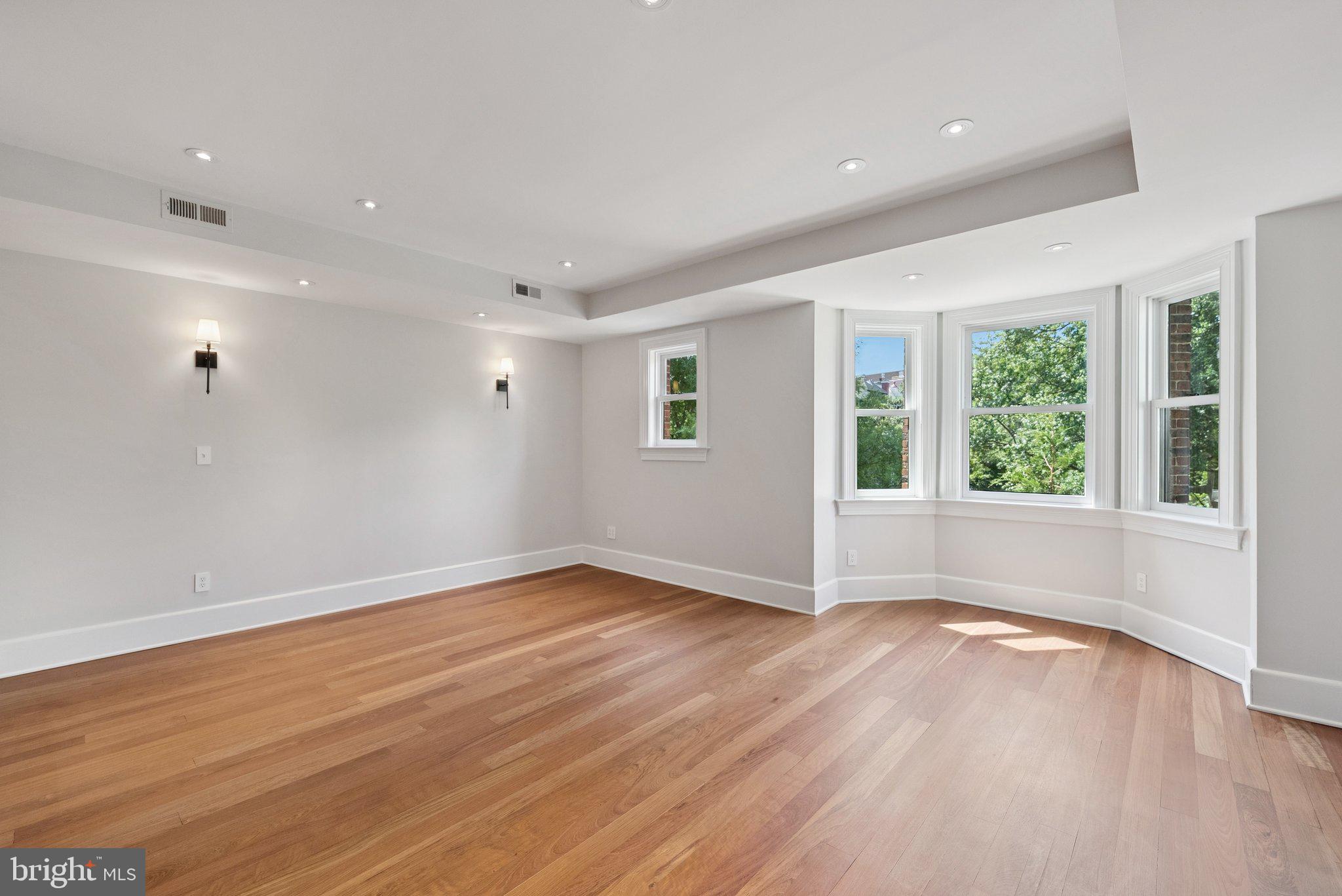 1849 Calvert Street Northwest Washington, DC 20009 - Photo 27 of 45 Gallery Image 27