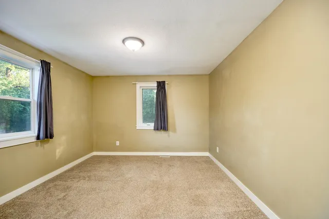 $2,025 | 2327 Cole Avenue Southeast, Unit A, Minneapolis, MN 55414