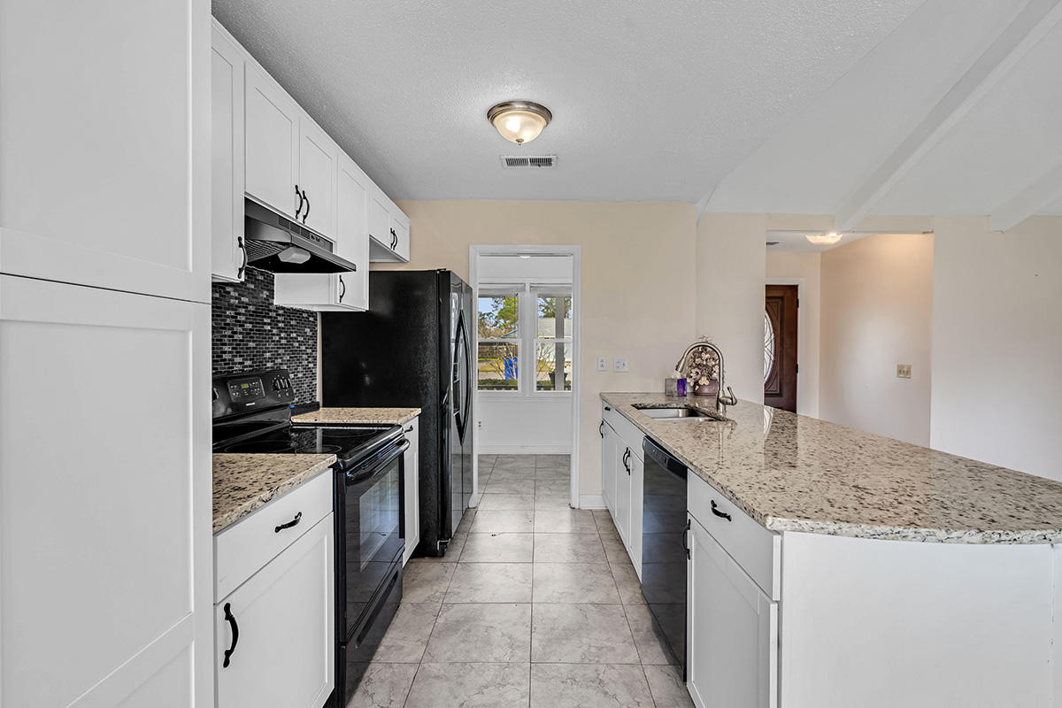 415 Longleaf Road Summerville, SC 29486 - Photo 11 of 25 GPS VISUALS RE PHOTOGRAPHY 11