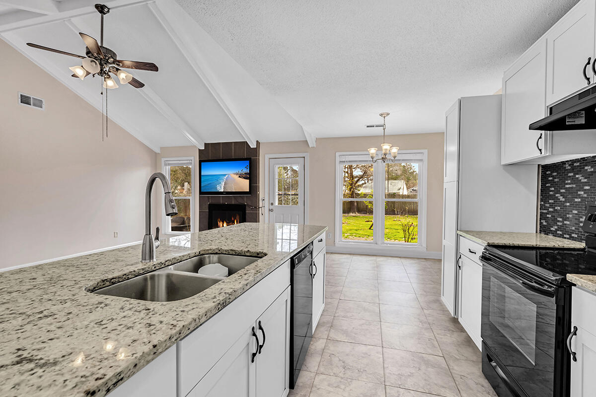415 Longleaf Road Summerville, SC 29486 - Photo 13 of 25 GPS VISUALS RE PHOTOGRAPHY 13