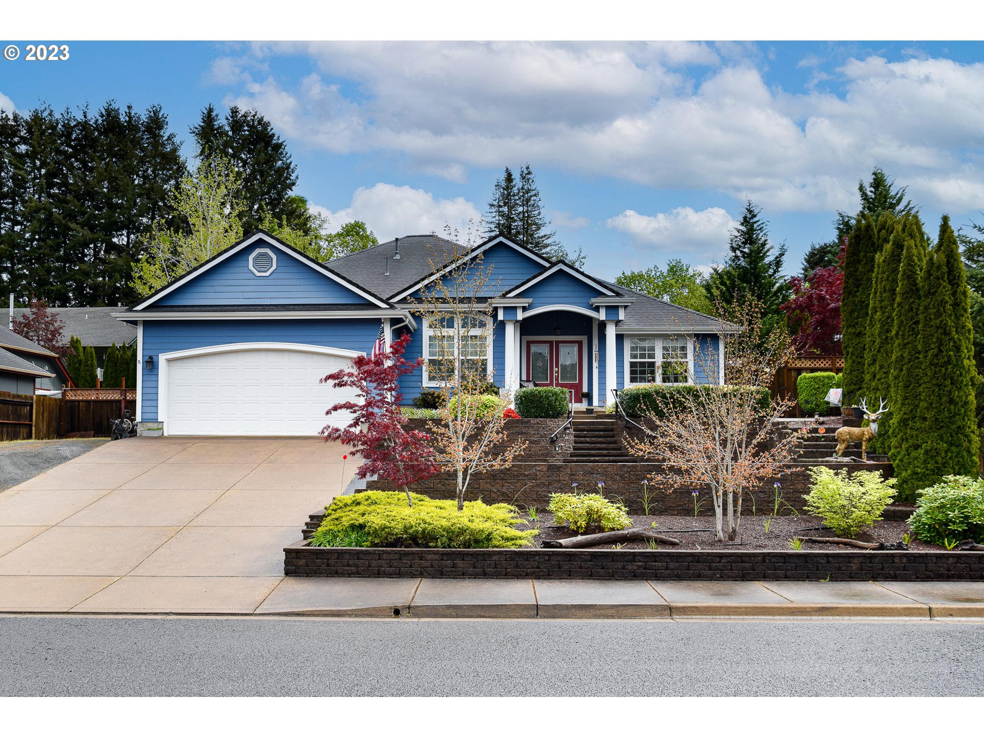 780 Fairview Loop Cottage Grove, OR 97424 - Photo 1 of 32 Gallery Image 1