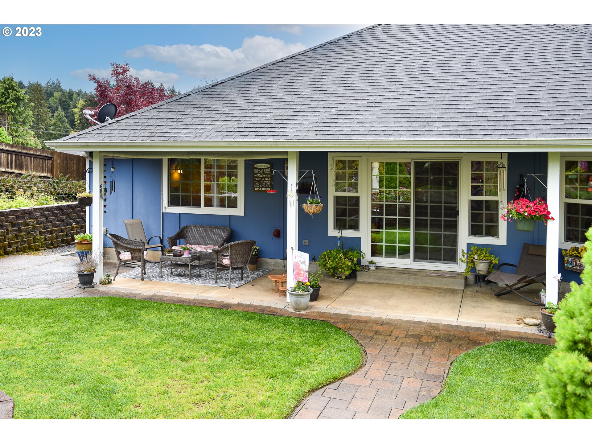 780 Fairview Loop Cottage Grove, OR 97424 - Photo 27 of 32 Patio