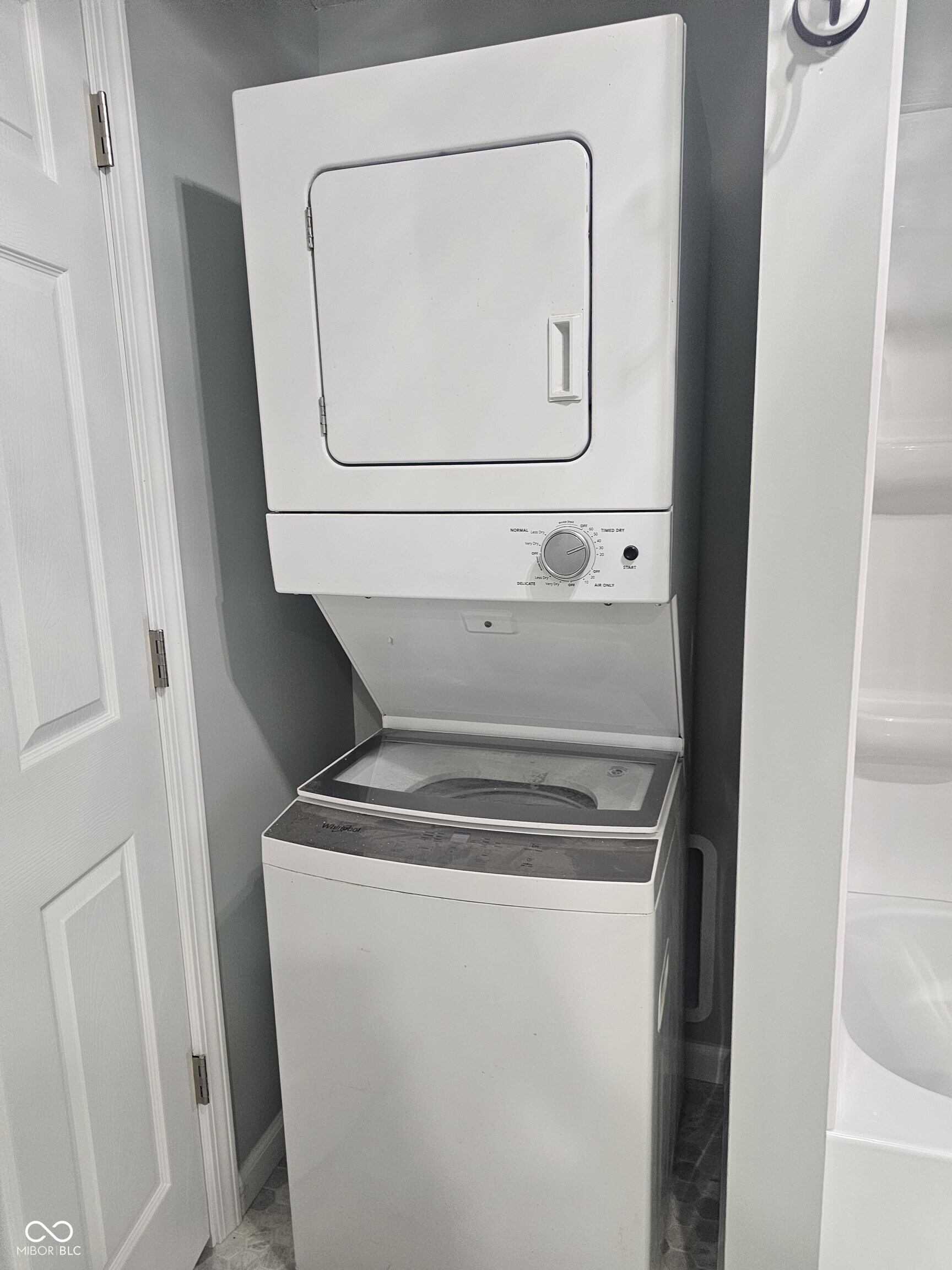 1437 West 10th Street Muncie, IN 47302 - Photo 9 of 15