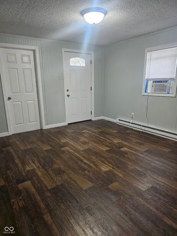 $124,900 | 1437 West 10th Street, Muncie, IN 47302