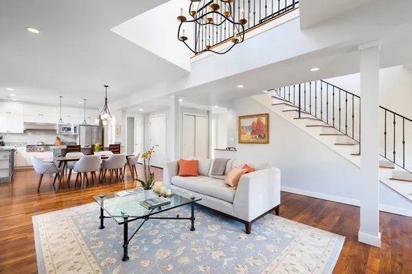 $2,520,000 | 95 Beals Street, Unit 2, Brookline, MA 02446