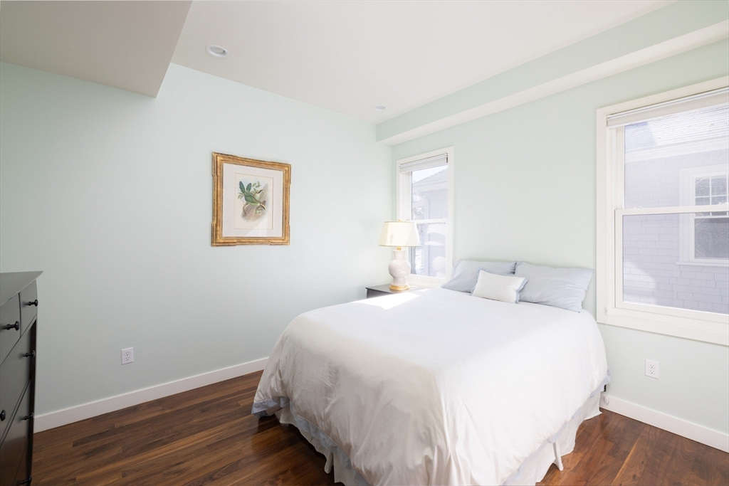 95 Beals Street, Unit 2 Brookline, MA 02446 - Photo 11 of 18