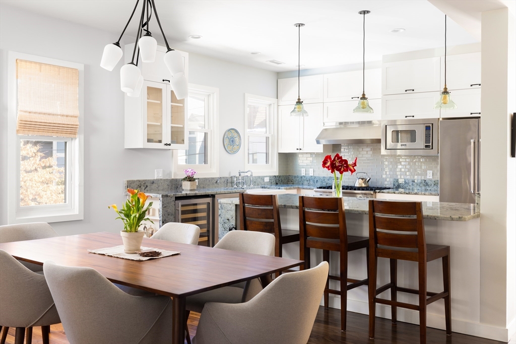 95 Beals Street, Unit 2 Brookline, MA 02446 - Photo 4 of 18