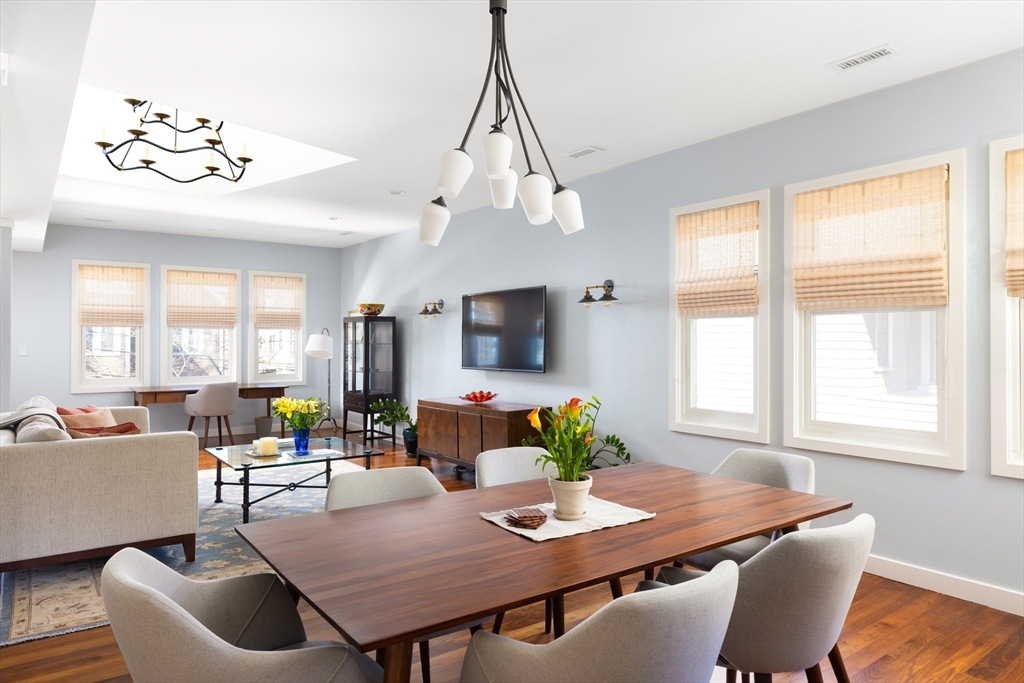 95 Beals Street, Unit 2 Brookline, MA 02446 - Photo 5 of 18