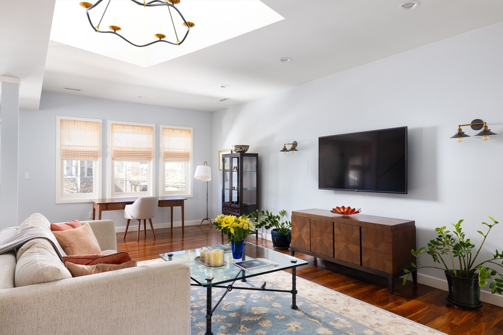 95 Beals Street, Unit 2 Brookline, MA 02446 - Photo 6 of 18