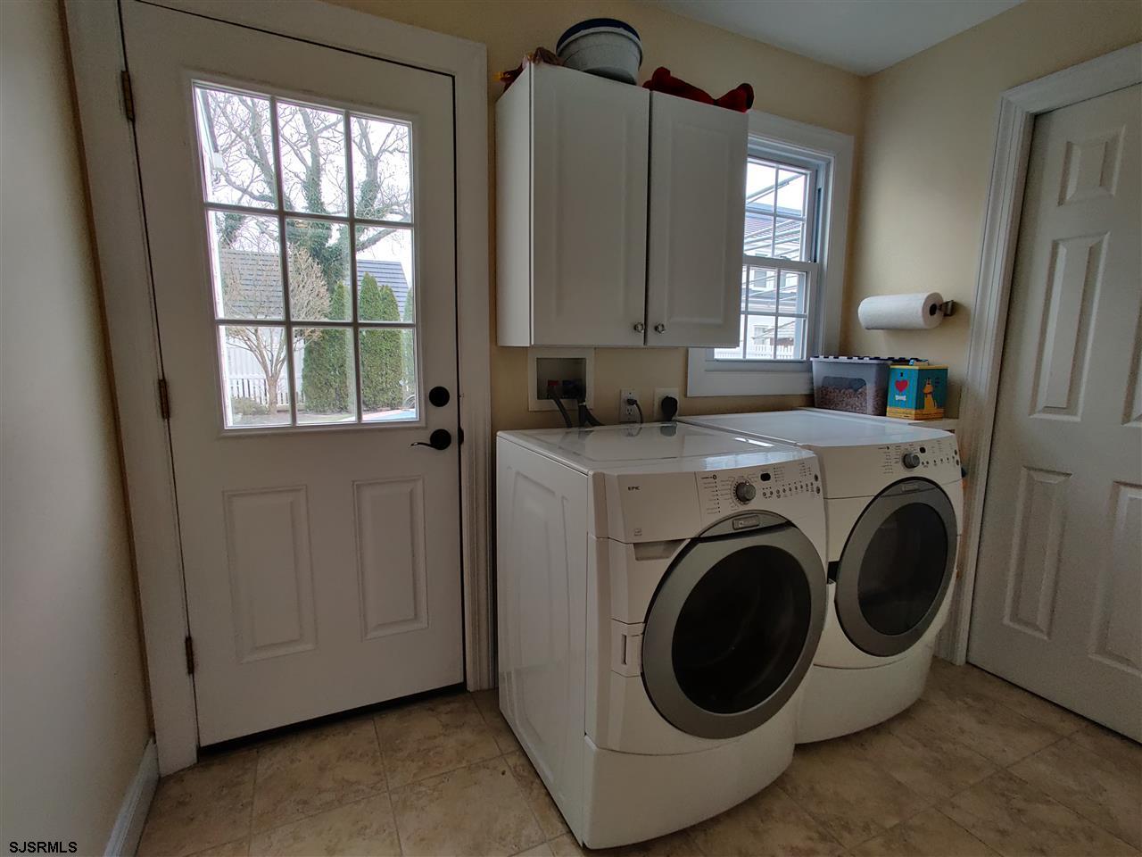 5806 Ventnor Avenue Ventnor City, NJ 08406 - Photo 20 of 25 a utility room with dryer and washer