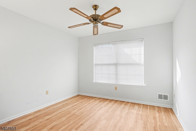 2401 Braddock Road Toms River, NJ 08755 - Photo 17 of 24