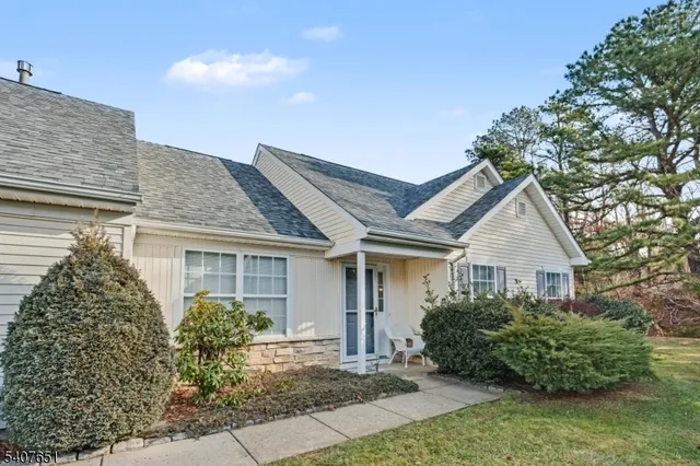 $419,000 | 2401 Braddock Road, Toms River, NJ 08755