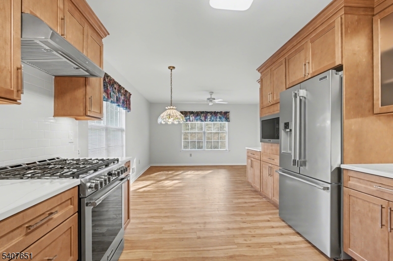 2401 Braddock Road Toms River, NJ 08755 - Photo 9 of 24