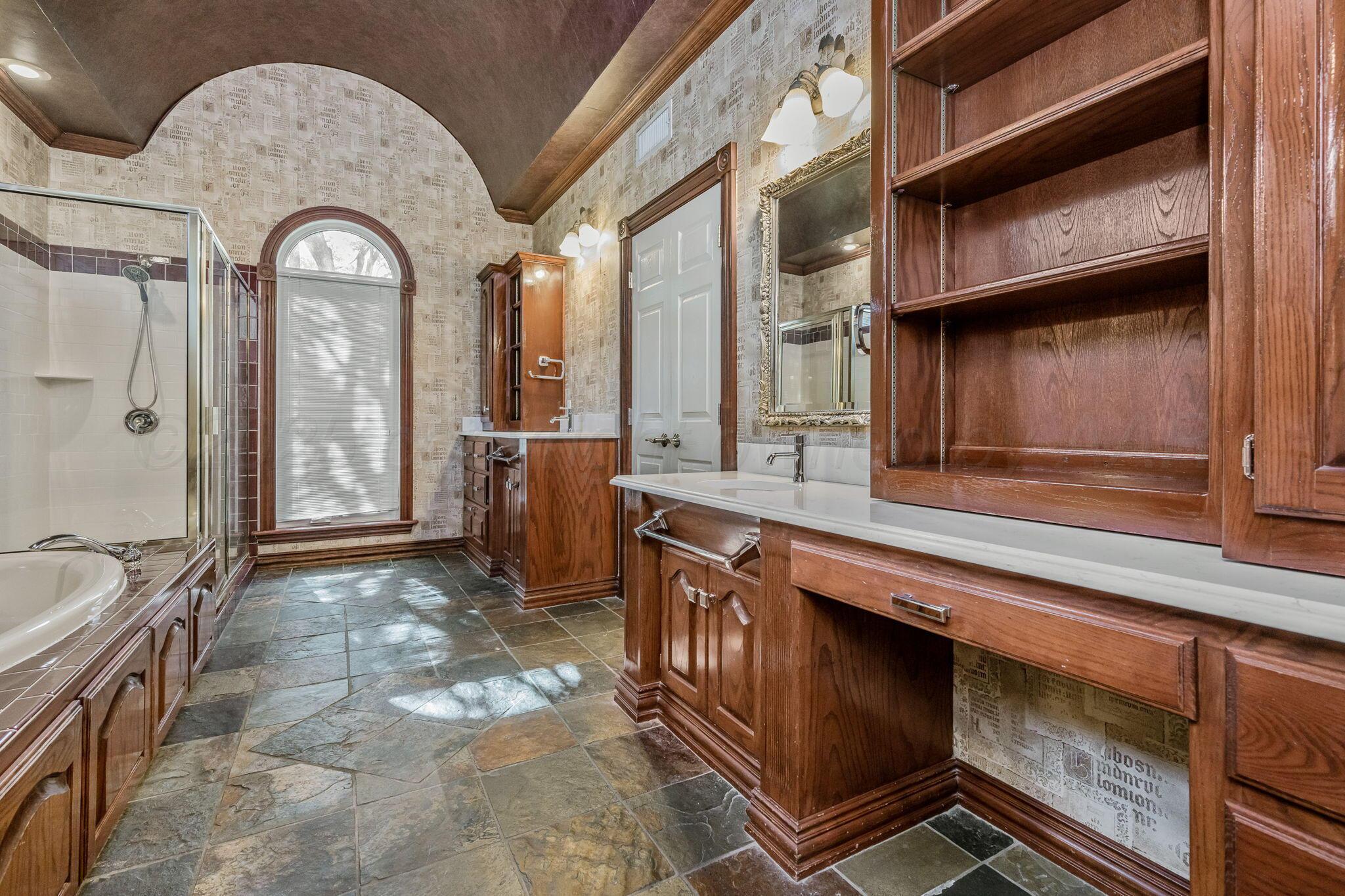 7408 Park Ridge Drive Amarillo, TX 79119 - Photo 26 of 51 a view of a storage & utility room