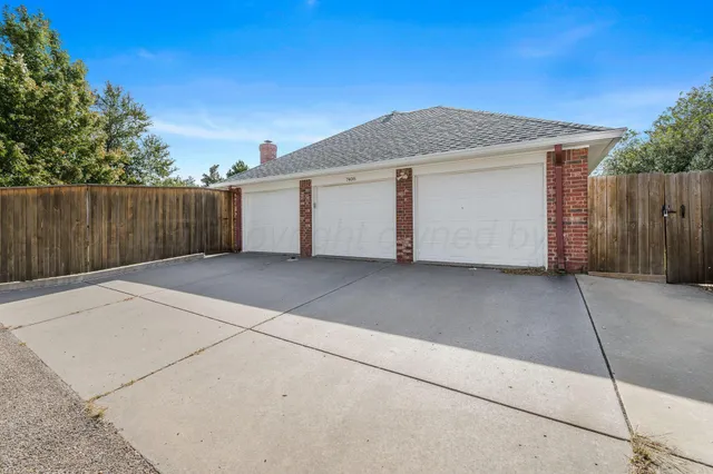 $553,700 | 7408 Park Ridge Drive, Amarillo, TX 79119
